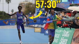 🚀Media Maratón Valencia 2024  😱Record del mundo 21km  resumen [upl. by Hartmunn973]