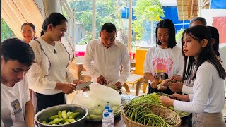 Khmer traditional nom banh chok at my grandmas house [upl. by Comras521]