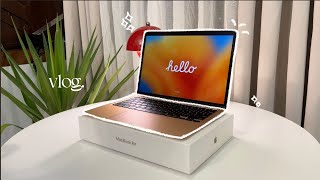 MacBook Air M1 in 2024 aesthetic unboxing 💻🌿 full honest review  accessories [upl. by Nomaj799]