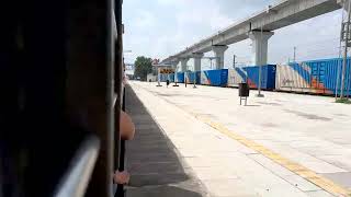 WAP 5 With 22960 Jamnagar Vadodara intercity Express Skipping vatva station [upl. by Mcleroy]