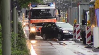 Stau vor der Wache HLF mit Lautsprecherdurchsage  Reserve KDOW  DLK BLW 1 Frankfurt aM [upl. by Garnet]