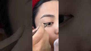 Eyeliner Lagany Ka Best Tarika  Beauty Secrets  Look Beautiful shorts [upl. by Idnyc]