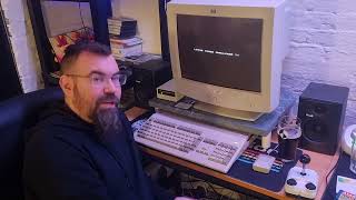 Showing the greaseweazle booting real Amiga game [upl. by Hadsall]