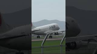 JAIR エンブラエル170 JA217J 出雲空港 RWY07に着陸 shorts 出雲空港 [upl. by Aisatsan]