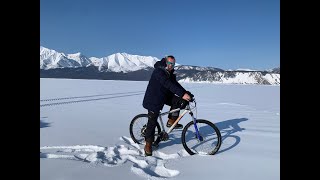 EXTREME Kälte  Mit dem Fahrrad über den vereisten Baikalsee in Sibirien 40 Grad [upl. by Llemhar54]