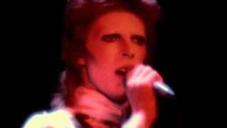 David Bowie  Ziggy Stardust live 1973 0815007 [upl. by Releyks255]